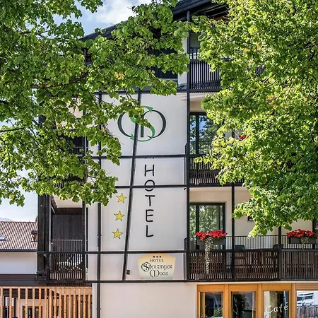 Sterzinger Moos Szálloda 3*